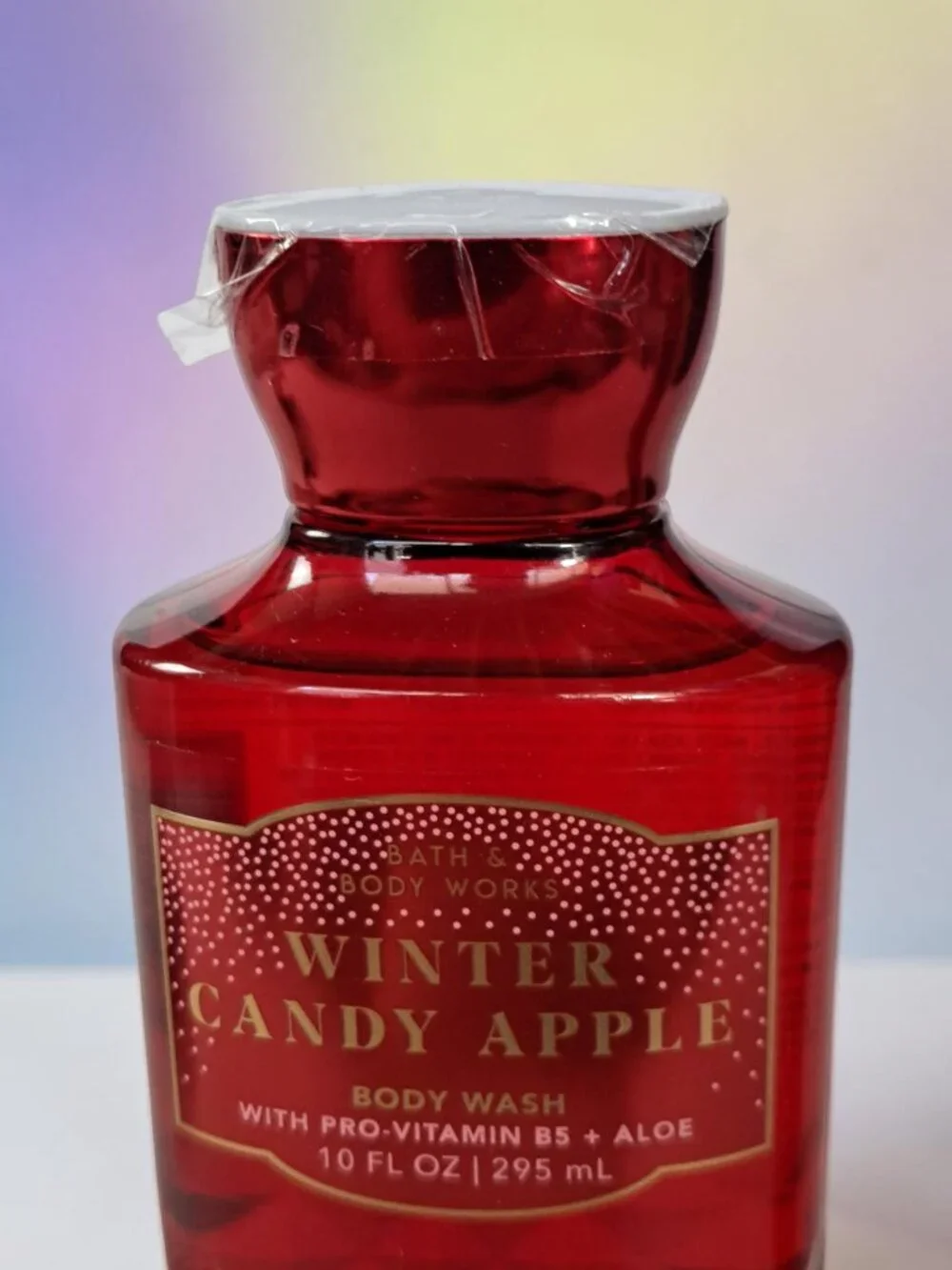 Bath & Body Works Winter Candy Apple 10 oz Body Wash With Pro Vitamin B5 + Aloe.